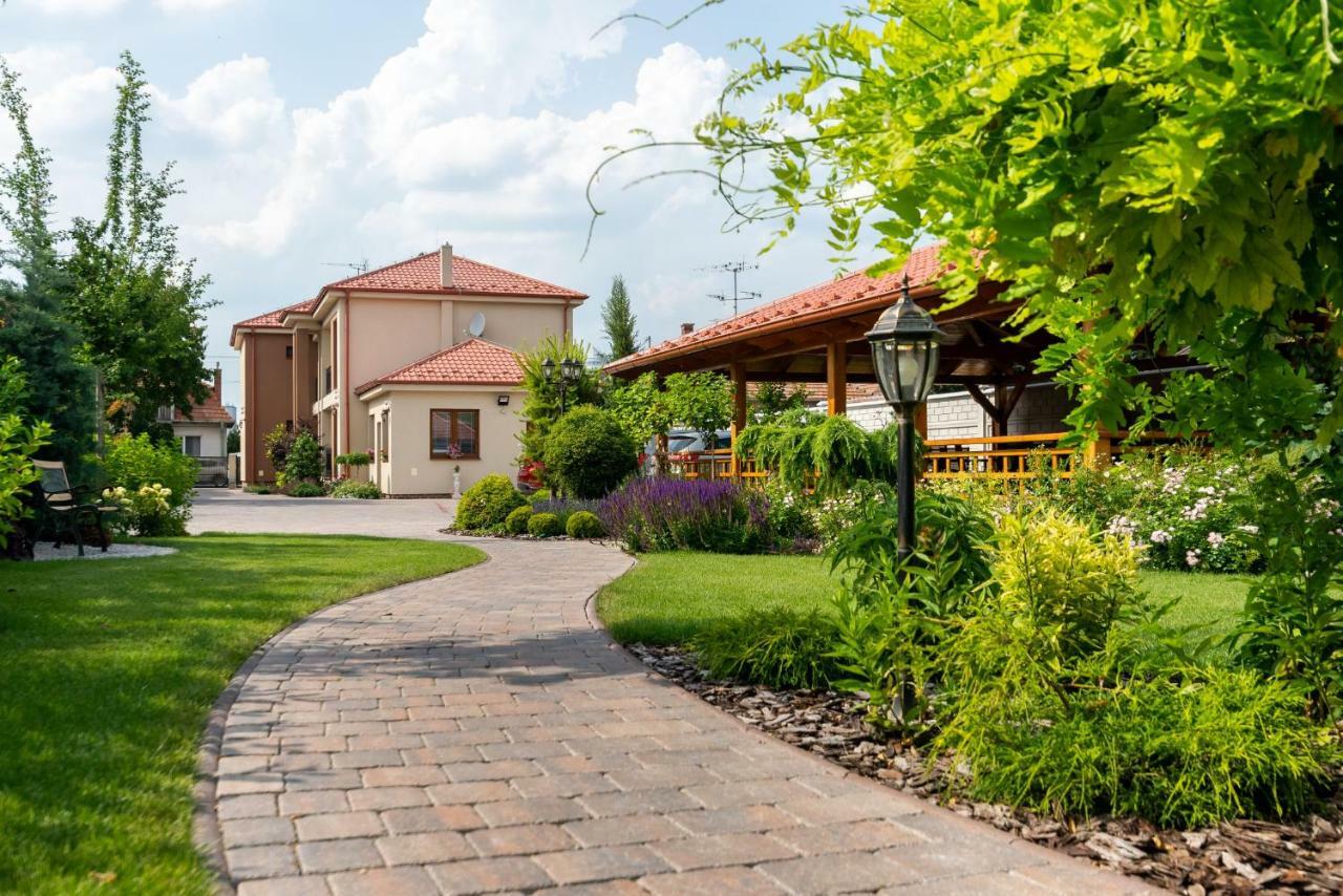 Villa Ephélia Dunajská Streda Extérieur photo